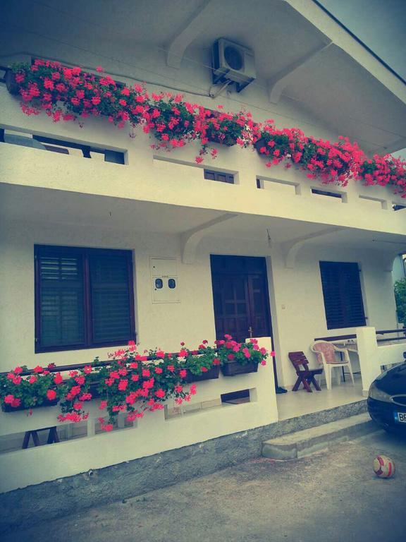 Apartman Tripkovic Бар Экстерьер фото